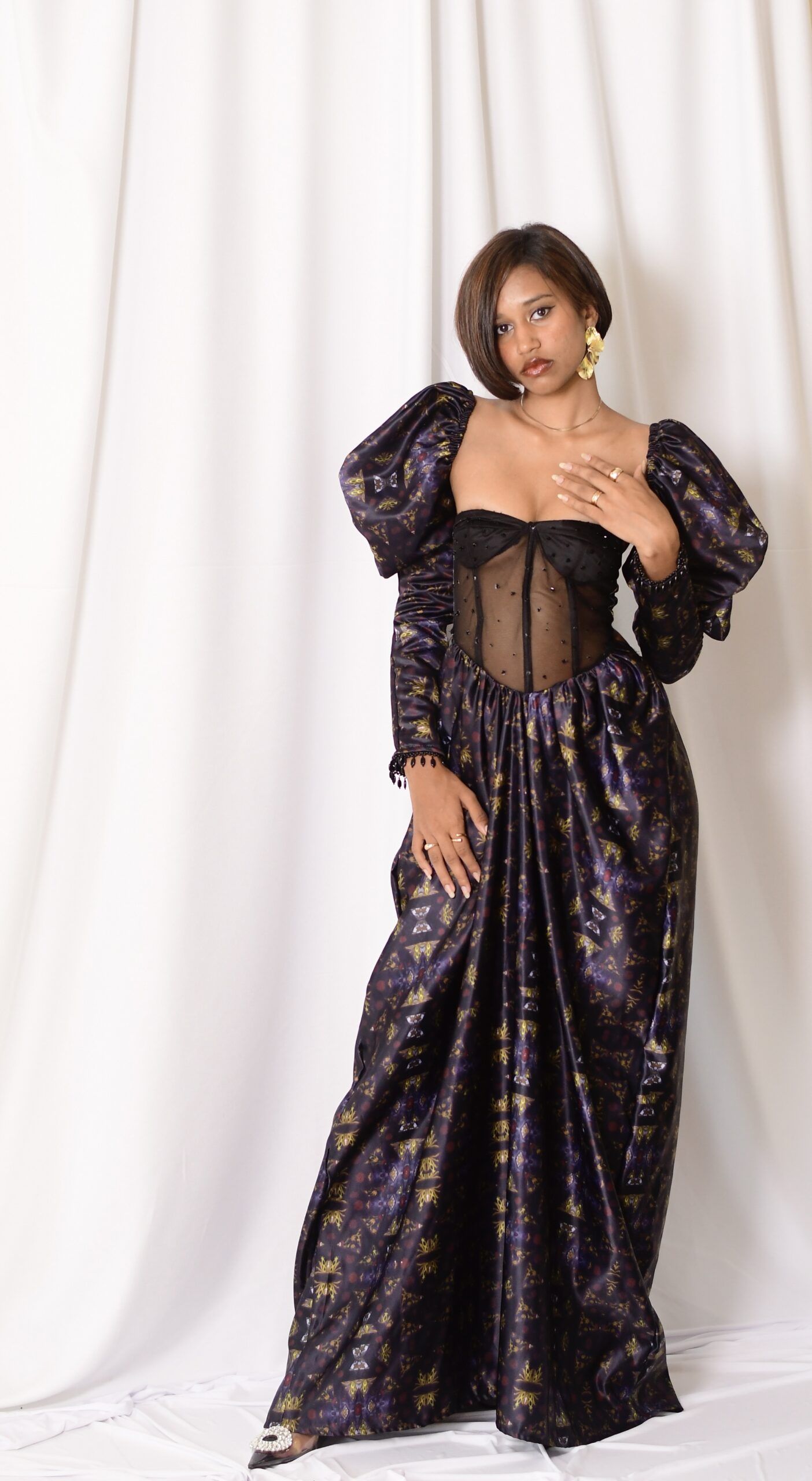 Luminarc by Shashini Warnakulasooriya - BA (Hons) in Fashion Final Collection 10