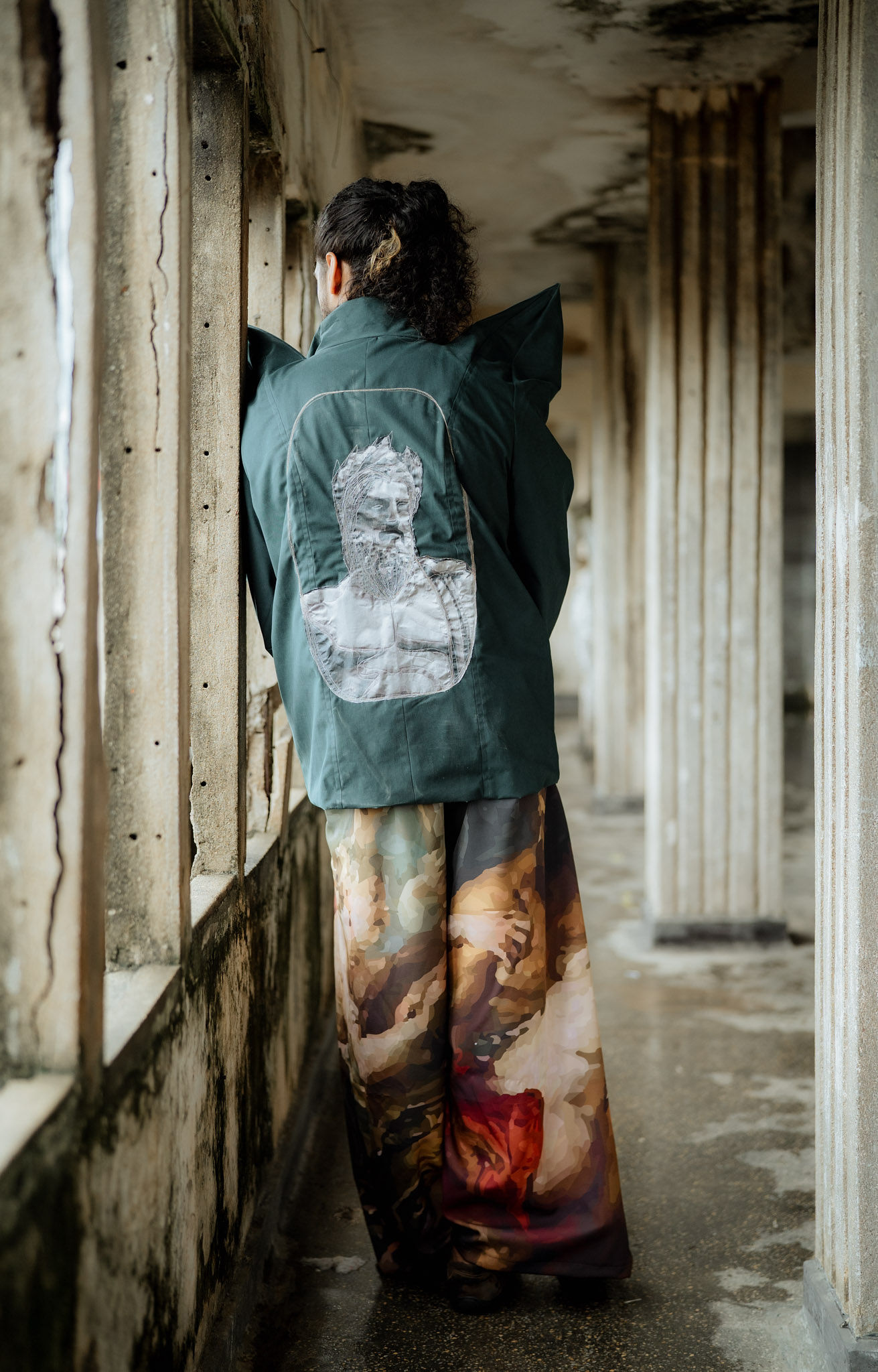 ETERNAL GRANDEUR by Shenali Baddeliyanage - BA (Hons) in Fashion Final Collection 4